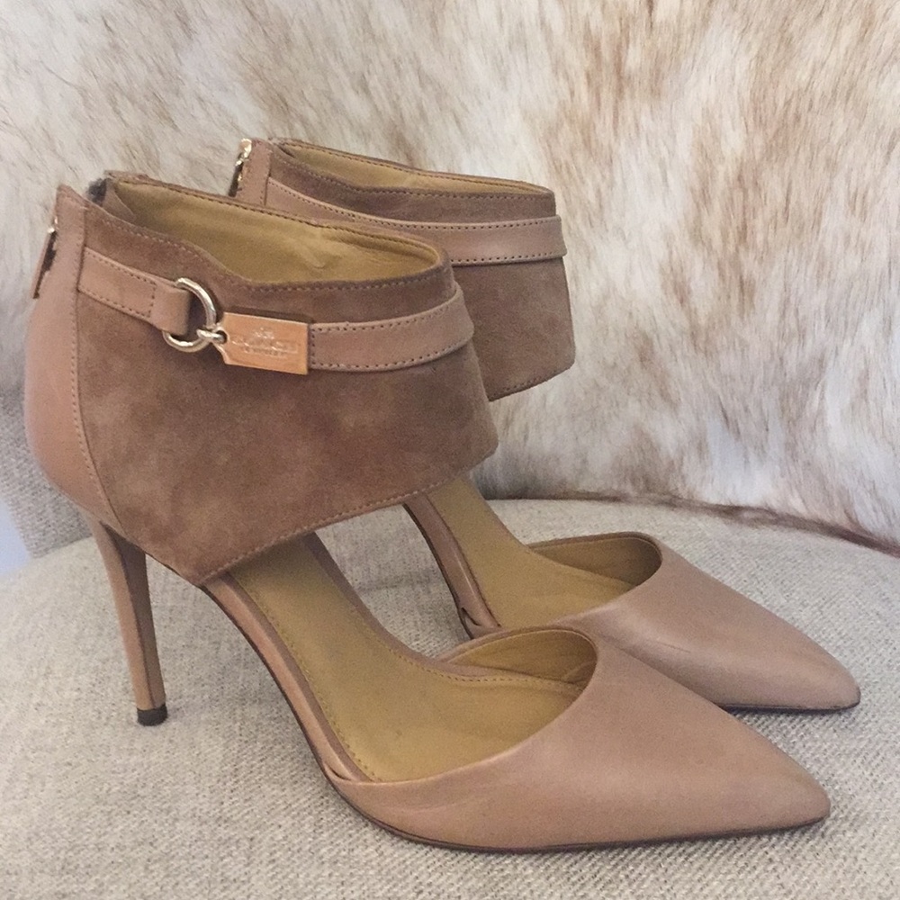 Coach Heiress Leather pumps